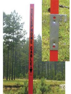 Carsonite pedestal marker with bracket